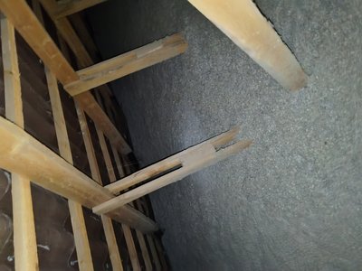 Exposed construction in the wall