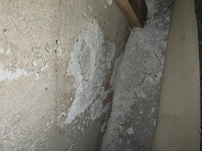 Visible hole in the basement — documentation