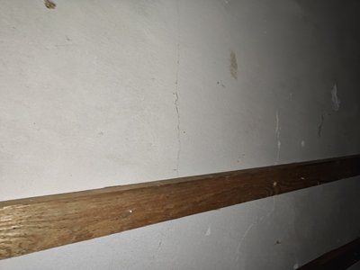 Wall condition in the basement