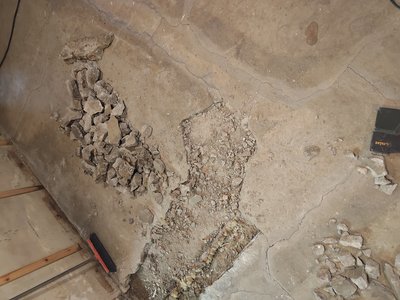 Through-going hole in the basement (14.05.2025 kl. 20:30)